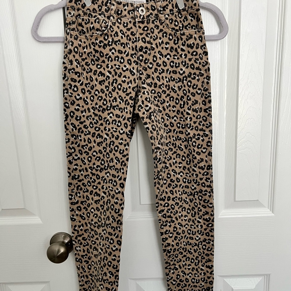 Zara Brown and Black Jeans with Leopard Print
